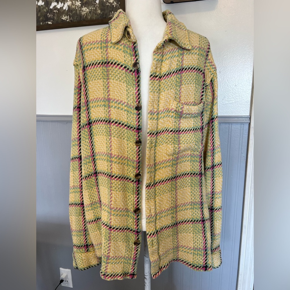 Urban Outfitters Twill Button Down Shirt / Yellow / Medium / Streetwear / Fall